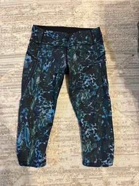 lululemon athletica Blue & Black Patterned Leggings